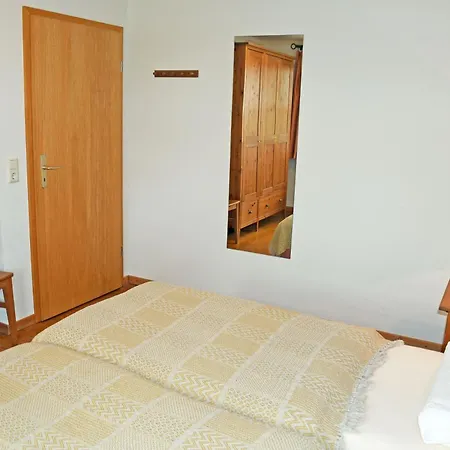 Semesterbostad Im Fischerdorf Und Neu Reddevitz